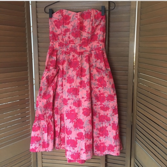 H&M retro sundress - Picture 2 of 8